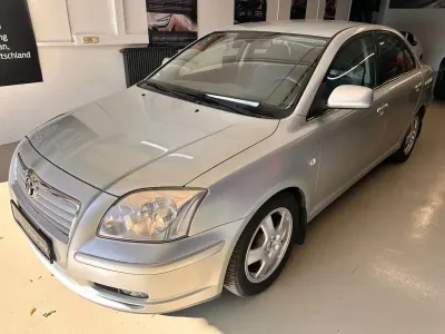 Gebraucht Toyota Avensis Executive 147 PS (108 kW) 2004 Silber Limousine