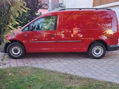 Usata VW Caddy Maxi 110 CV (80 kW) 2017 Rosso Monovolume