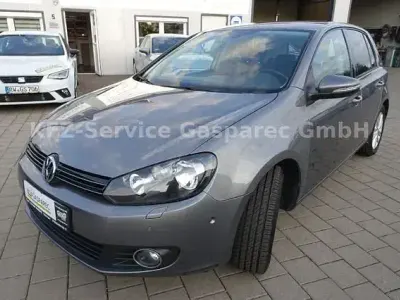 Gebraucht VW Golf VI Team 80 PS (58 kW) 2010 Grau Limousine