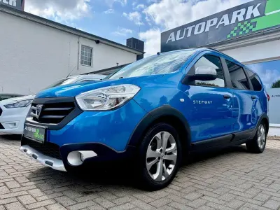 Gebraucht Dacia Lodgy Stepway 116 PS (85 kW) 2015 Blau Van / Kleinbus
