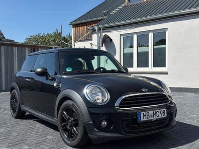 Begagnad Mini Cooper 98 HK (72 kW) 2012 Svart Halvkombi