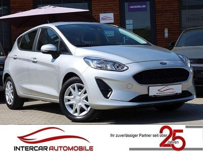 Gebraucht Ford Fiesta Trend 86 PS (63 kW) 2018 Polarsilber metallic Kleinwagen