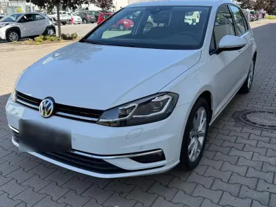 Gebraucht VW Golf VII Highline 150 PS (110 kW) 2017 Weiß Limousine