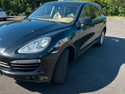 Gebraucht Porsche Cayenne 245 PS (180 kW) 2011 Schwarz SUV