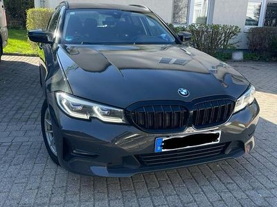 Usata BMW 318 Advantage 150 CV (110 kW) 2020 Grigio Station wagon