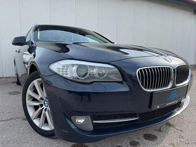 Gebraucht BMW 520 Sport Line 184 PS (135 kW) 2011 Blau Kombi