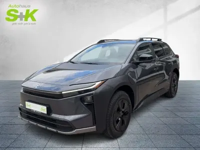 Neu Toyota bZ4X 164 kW (224 PS) 2026 Sbr p8y magnetite gray metalli SUV