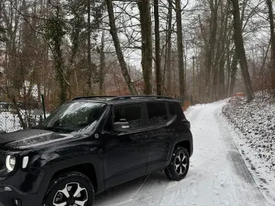 Gebraucht Jeep Renegade 150 PS (110 kW) 2021 Schwarz SUV