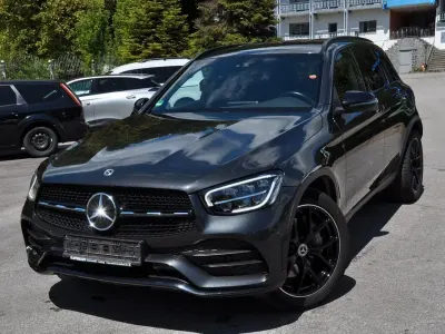 Używany Mercedes GLC220 AMG line 194 KM (142 kW) 2022 Szary SUV