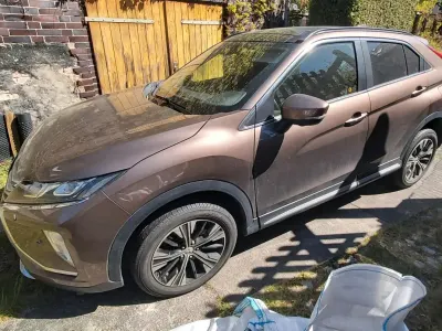 Usata Mitsubishi Eclipse Cross 163 CV (119 kW) 2018 Marrone SUV