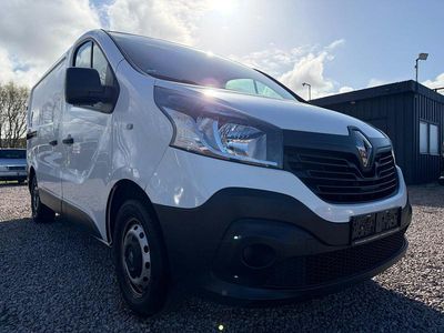 Gebraucht Renault Trafic Komfort 95 PS (69 kW) 2018 Weiß Van / Kleinbus