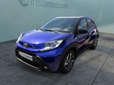 Second-hand Toyota Aygo Team 72 CP (52 kW) 2024 Albastru Hatchback