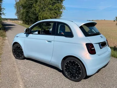 Gebraucht Fiat 500e Icon 86 kW (118 PS) 2022 Blau Limousine
