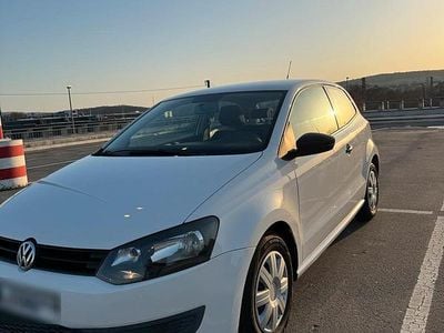 Gebraucht VW Polo 60 PS (44 kW) 2010 Weiß Kleinwagen