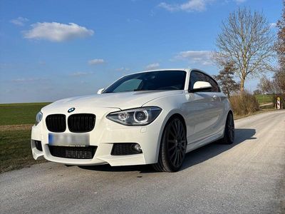 Gebraucht BMW 116 M Sport 136 PS (100 kW) 2013 Weiß Kleinwagen