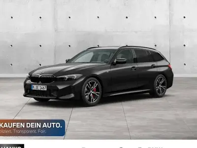 Gebraucht BMW 330 Shadowline 245 PS (180 kW) 2024 Schwarz Kombi