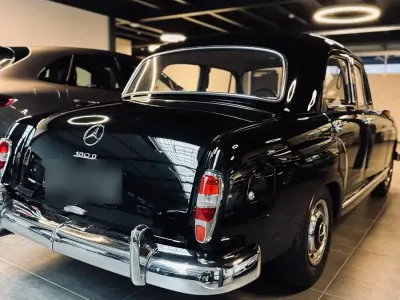 Gebraucht Mercedes 180 43 PS (31 kW) 1961 Schwarz Limousine