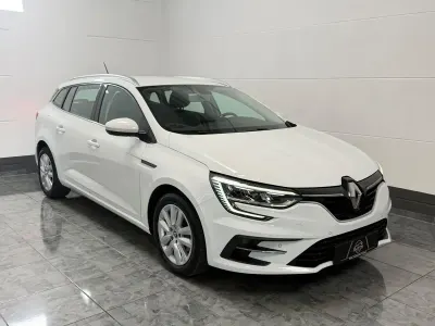 Gebraucht Renault Mégane GrandTour Business 116 PS (85 kW) 2020 Weiß Kombi