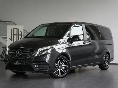 Gebraucht Mercedes V300 AMG line 237 PS (174 kW) 2021 Lackfarbe graphitgrau dunkel Van / Kleinbus