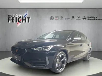 Używany Cupra Leon 150 KM (110 kW) 2024 Czarny Sedan/Limuzyna
