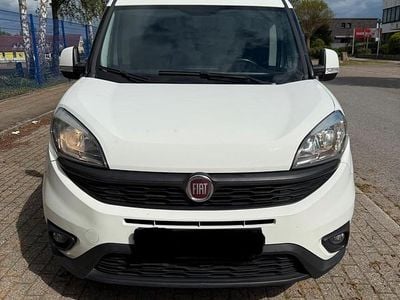 Second-hand Fiat Doblò 105 CP (77 kW) 2015 Alb Monovolum