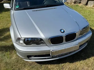 Gebraucht BMW 320 170 PS (125 kW) 2001 Silber Coupé