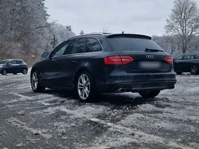 Gebraucht Audi S4 Comfort 333 PS (244 kW) 2014 Schwarz Kombi