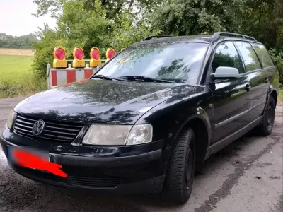 Gebraucht VW Passat 101 PS (74 kW) 1999 Schwarz Kombi