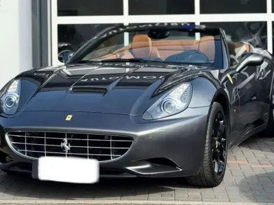 Gebraucht Ferrari California 460 PS (338 kW) 2010 Grau Cabrio