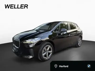 Gebraucht BMW 220 Active Tourer Comfort Edition 156 PS (114 kW) 2023 Bmw 220i active tourer (schwarz) Van / Kleinbus