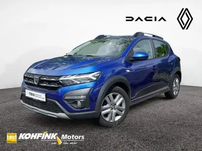 Używany Dacia Sandero Stepway 90 KM (66 kW) 2021 Niebieski Hatchback