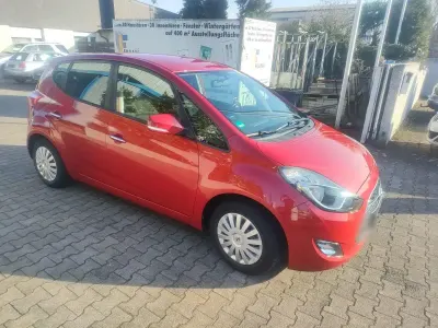Gebraucht Hyundai ix20 YES! 90 PS (66 kW) 2017 Rot Kleinwagen