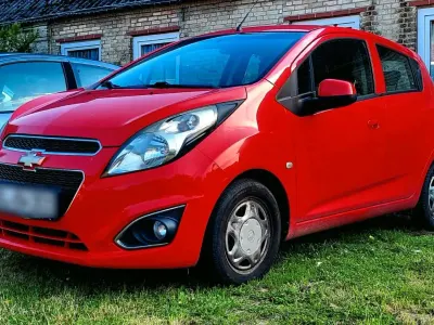 Gebraucht Chevrolet Spark 68 PS (50 kW) 2013 Rot Kleinwagen