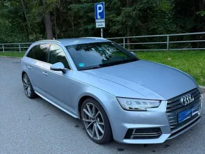Gebraucht Audi A4 Sport 218 PS (160 kW) 2018 Grau Kombi