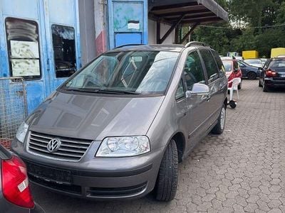 VW Sharan