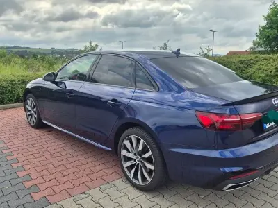 Gebraucht Audi A4 S-Line 150 PS (110 kW) 2020 Blau Limousine