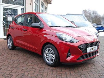 Neu Hyundai i10 63 PS (46 kW) 2025 Rot Kleinwagen