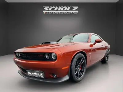Nowe Dodge Challenger 377 KM (277 kW) 2025 Pomarańczowy Coupe