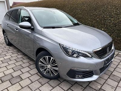 Gebraucht Peugeot 308 Allure 136 PS (100 kW) 2021 Grau Kombi