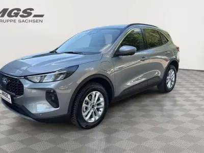 Neu Ford Kuga Titanium 180 PS (132 kW) 2026 Solarsilber SUV