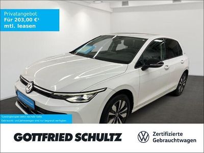 Pure white Gebraucht 2024 VW Golf VIII Goal Limousine | 23.700 € (Guter Preis)