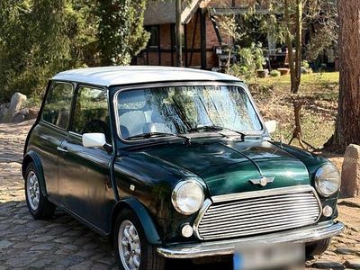Usado Mini 1300 Classic 63 HP (46 kW) 1994 Verde Citadino