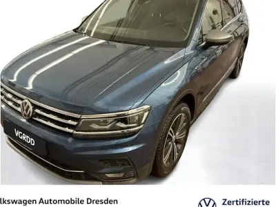 Gebraucht VW Tiguan Allspace Highline 240 PS (176 kW) 2020 Blau SUV