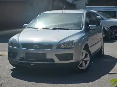Gebraucht Ford Focus 101 PS (74 kW) 2005 Silber Kleinwagen