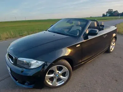 Gebraucht BMW 118 Cabriolet 143 PS (105 kW) 2011 Schwarz Cabrio