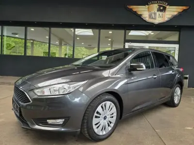 Gebraucht Ford Focus Business Edition 125 PS (91 kW) 2018 Grau metallic (metallic) Kombi