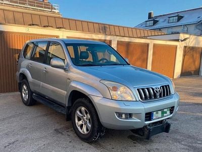 Silber Gebraucht 2004 Toyota Land Cruiser Executive SUV | 8.500 €