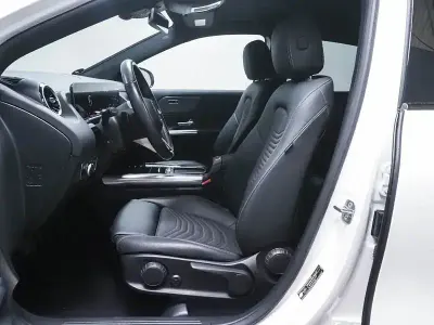 Gebraucht Mercedes GLA200 Progressive 163 PS (119 kW) 2025 Andere SUV
