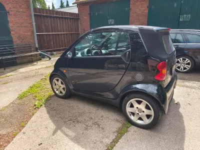 Gebraucht Smart ForTwo Cabrio 41 PS (30 kW) 2004 Schwarz Cabrio