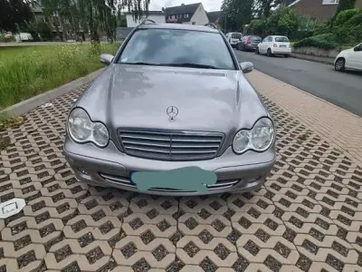 Gebraucht Mercedes C180 Classic 143 PS (105 kW) 2005 Grau Limousine